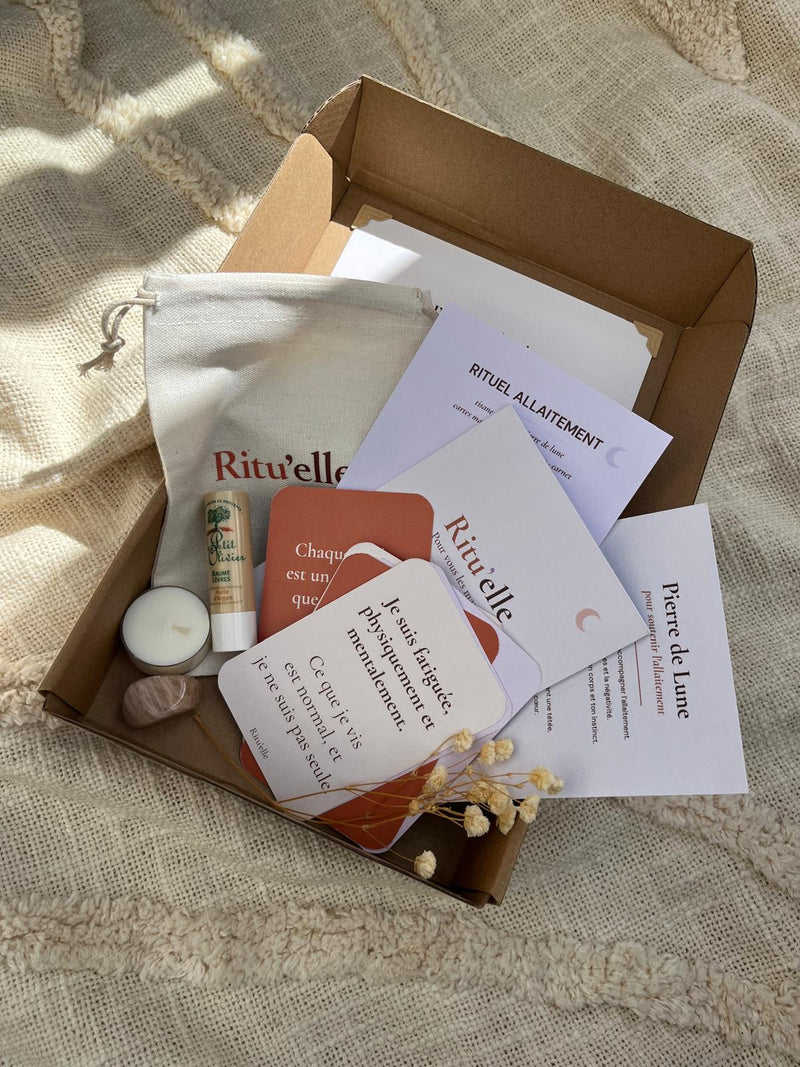 Coffret allaitement Ritu'elle, contenu disposé à plat